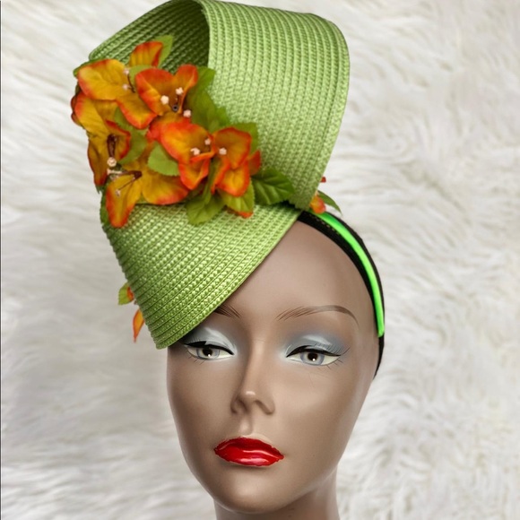 Hats and Fasinators - Picture 2 of 8